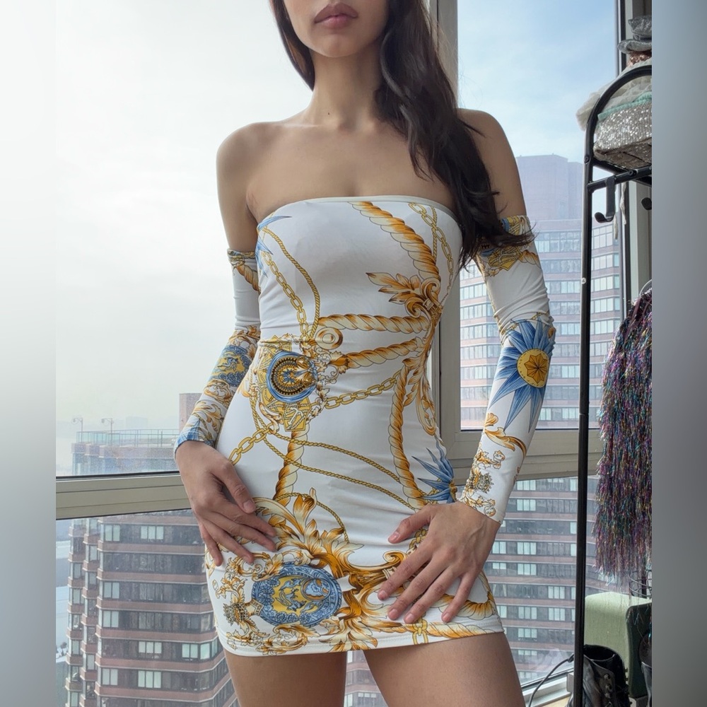 Print Design Off-Shoulder Chain Print Dress
